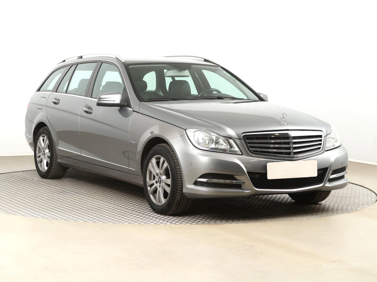 Mercedes-Benz C, 2011 - celkový pohled