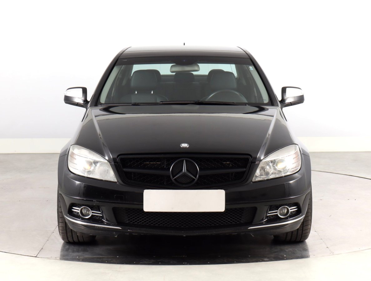 Mercedes-Benz C, 2007 - pohled č. 2