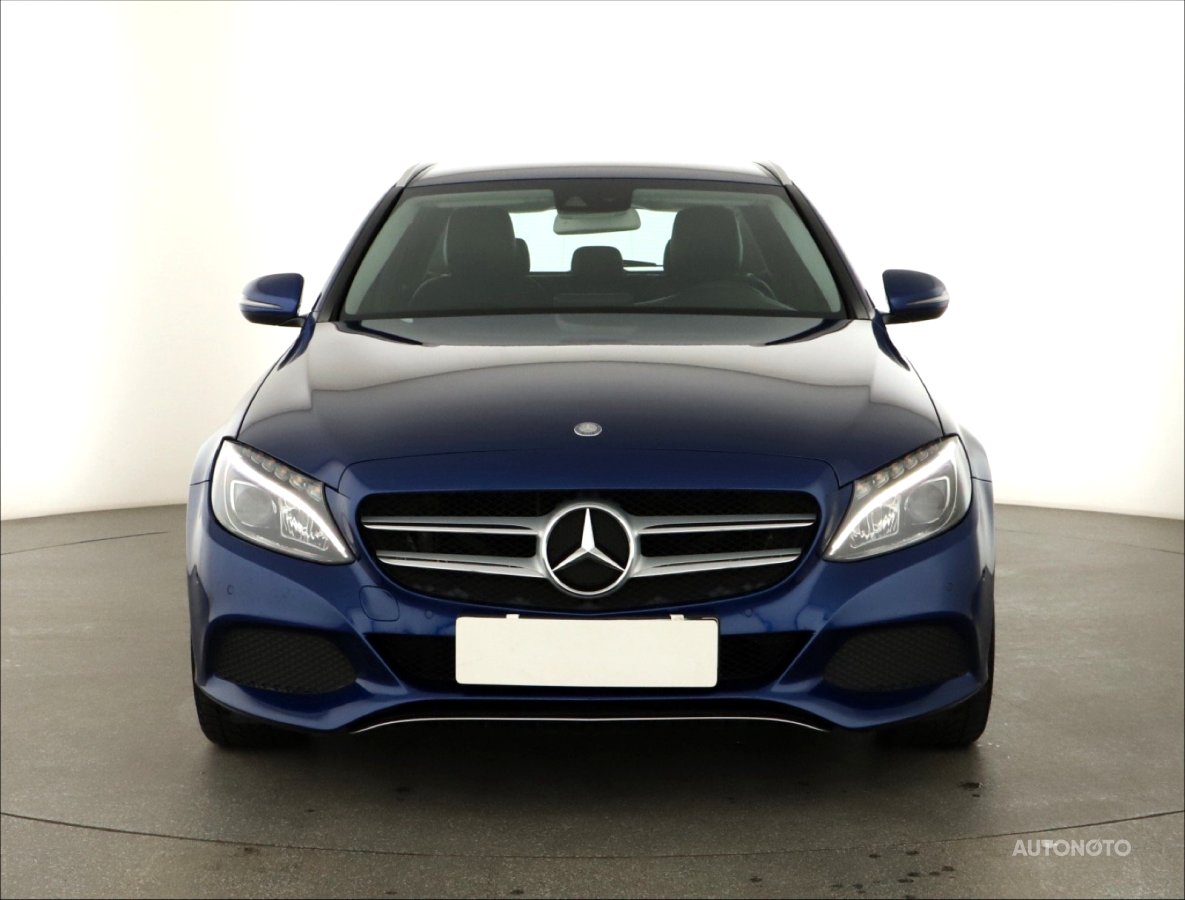 Mercedes-Benz C, 2016 - pohled č. 2