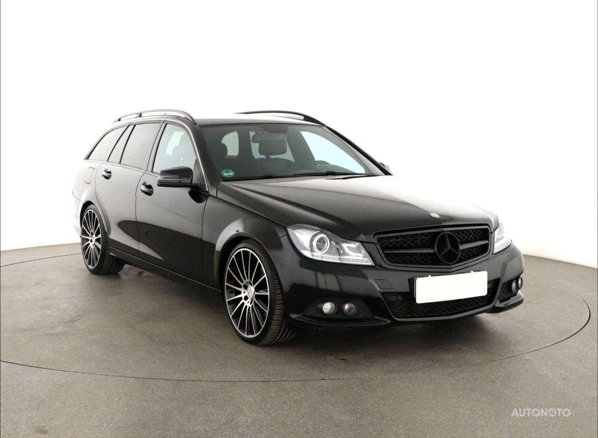 Mercedes-Benz C, 2014 - celkový pohled