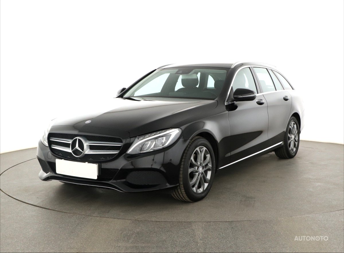 Mercedes-Benz C, 2016 - pohled č. 3