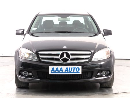 Mercedes-Benz C, 2010 - pohled č. 2