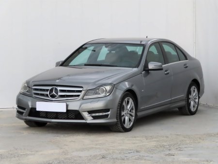Mercedes-Benz C, 2011 - pohled č. 3