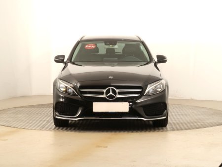 Mercedes-Benz C, 2018 - pohled č. 2