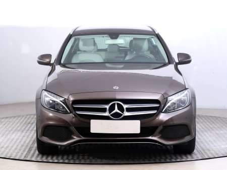 Mercedes-Benz C, 2017 - pohled č. 2
