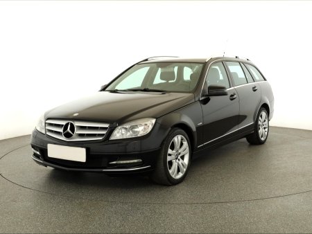 Mercedes-Benz C, 2012 - pohled č. 3