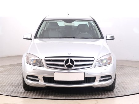 Mercedes-Benz C, 2010 - pohled č. 2