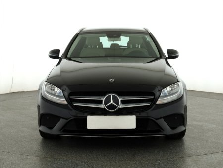 Mercedes-Benz C, 2019 - pohled č. 2