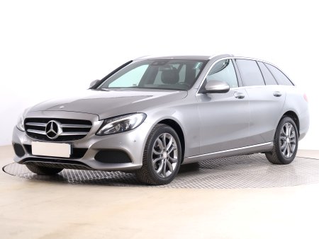 Mercedes-Benz C, 2015 - pohled č. 3