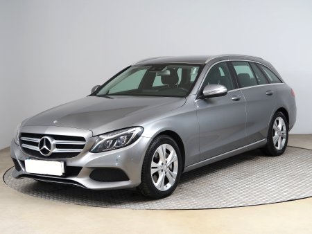 Mercedes-Benz C, 2015 - pohled č. 3