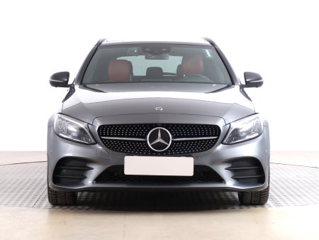 Mercedes-Benz C, 2019 - pohled č. 2