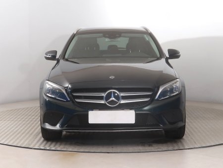 Mercedes-Benz C, 2019 - pohled č. 2