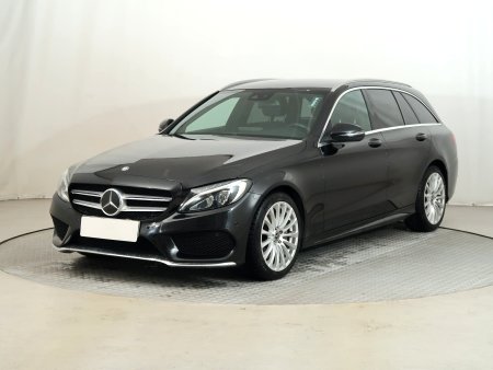 Mercedes-Benz C, 2017 - pohled č. 3