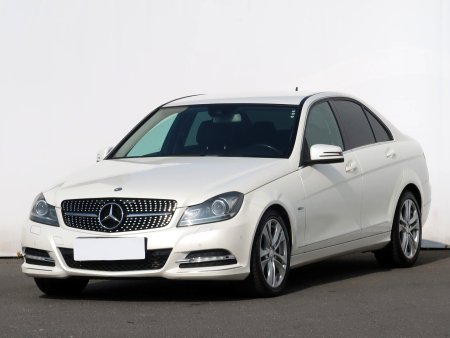 Mercedes-Benz C, 2011 - pohled č. 3