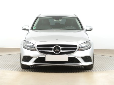 Mercedes-Benz C, 2018 - pohled č. 2