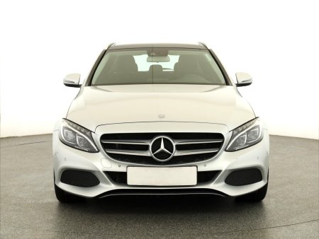 Mercedes-Benz C, 2016 - pohled č. 2