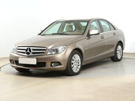 Mercedes-Benz C, 2007 - pohled č. 3