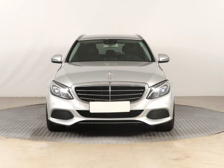 Mercedes-Benz C, 2017 - pohled č. 2