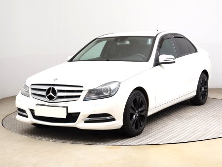 Mercedes-Benz C, 2013 - pohled č. 3