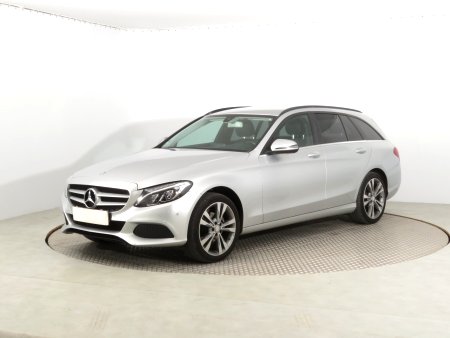 Mercedes-Benz C, 2016 - pohled č. 3