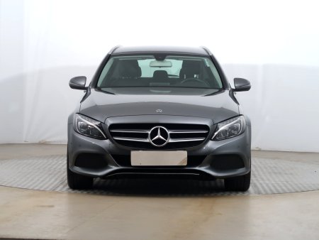 Mercedes-Benz C, 2017 - pohled č. 2
