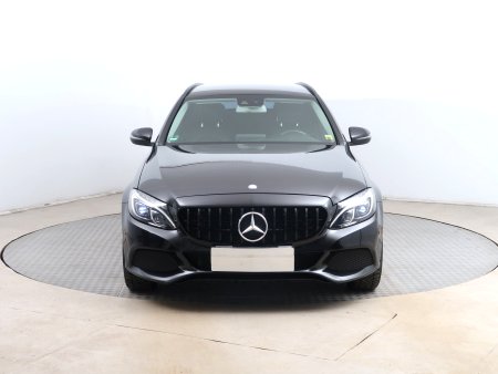 Mercedes-Benz C, 2015 - pohled č. 2