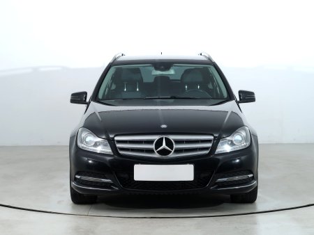 Mercedes-Benz C, 2013 - pohled č. 2
