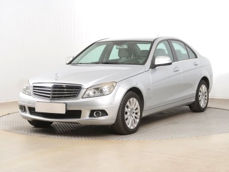Mercedes-Benz C, 2007 - pohled č. 3