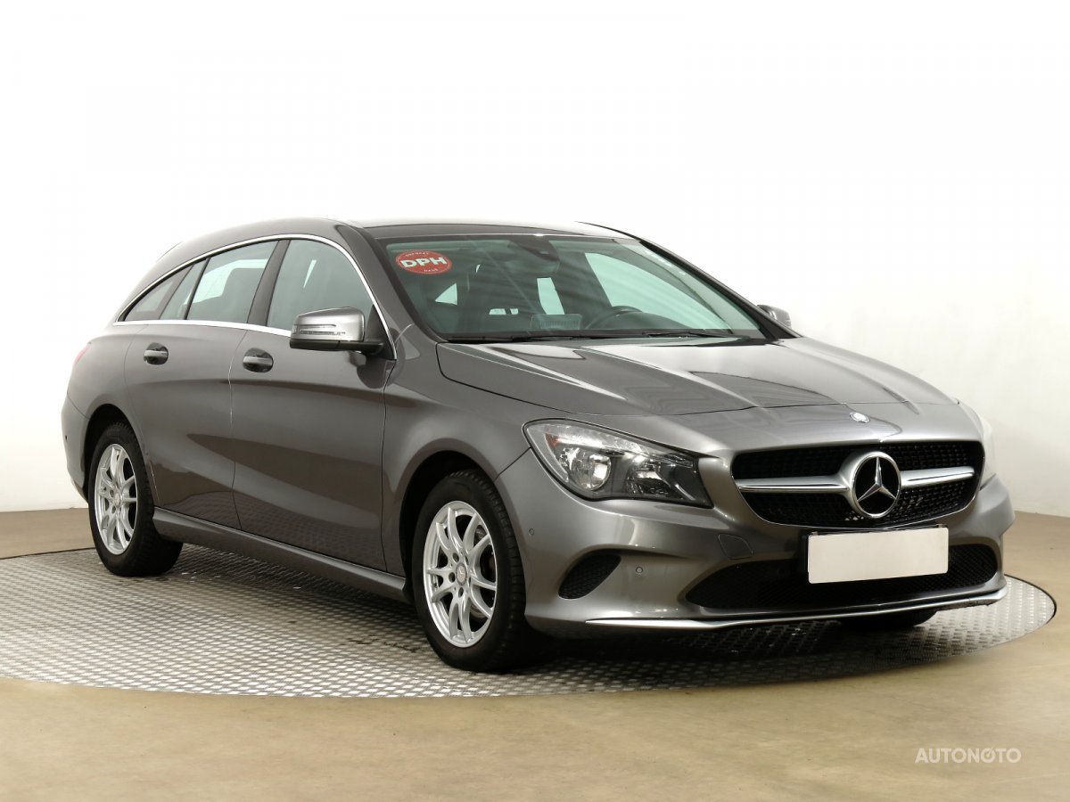 Mercedes-Benz CLA, 2016 - celkový pohled