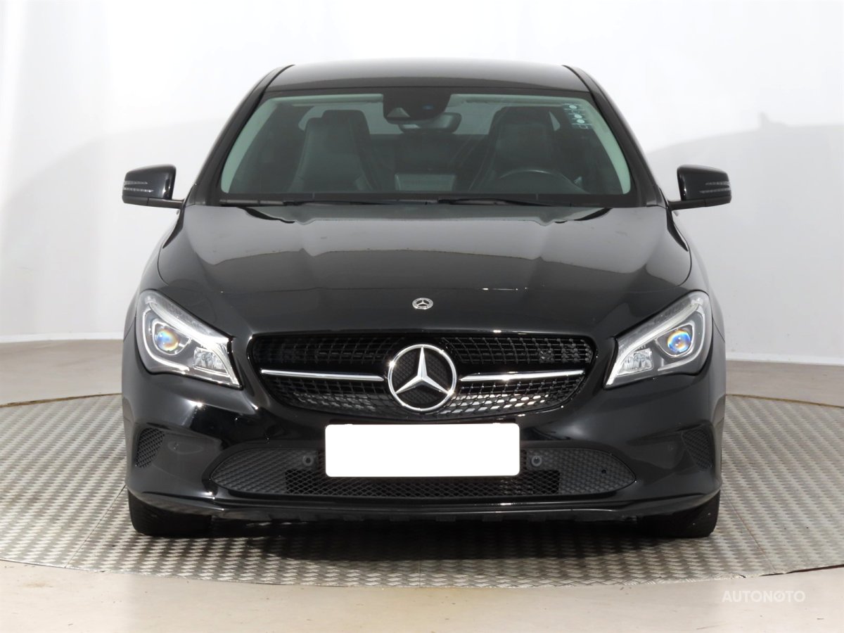 Mercedes-Benz CLA, 2018 - pohled č. 2