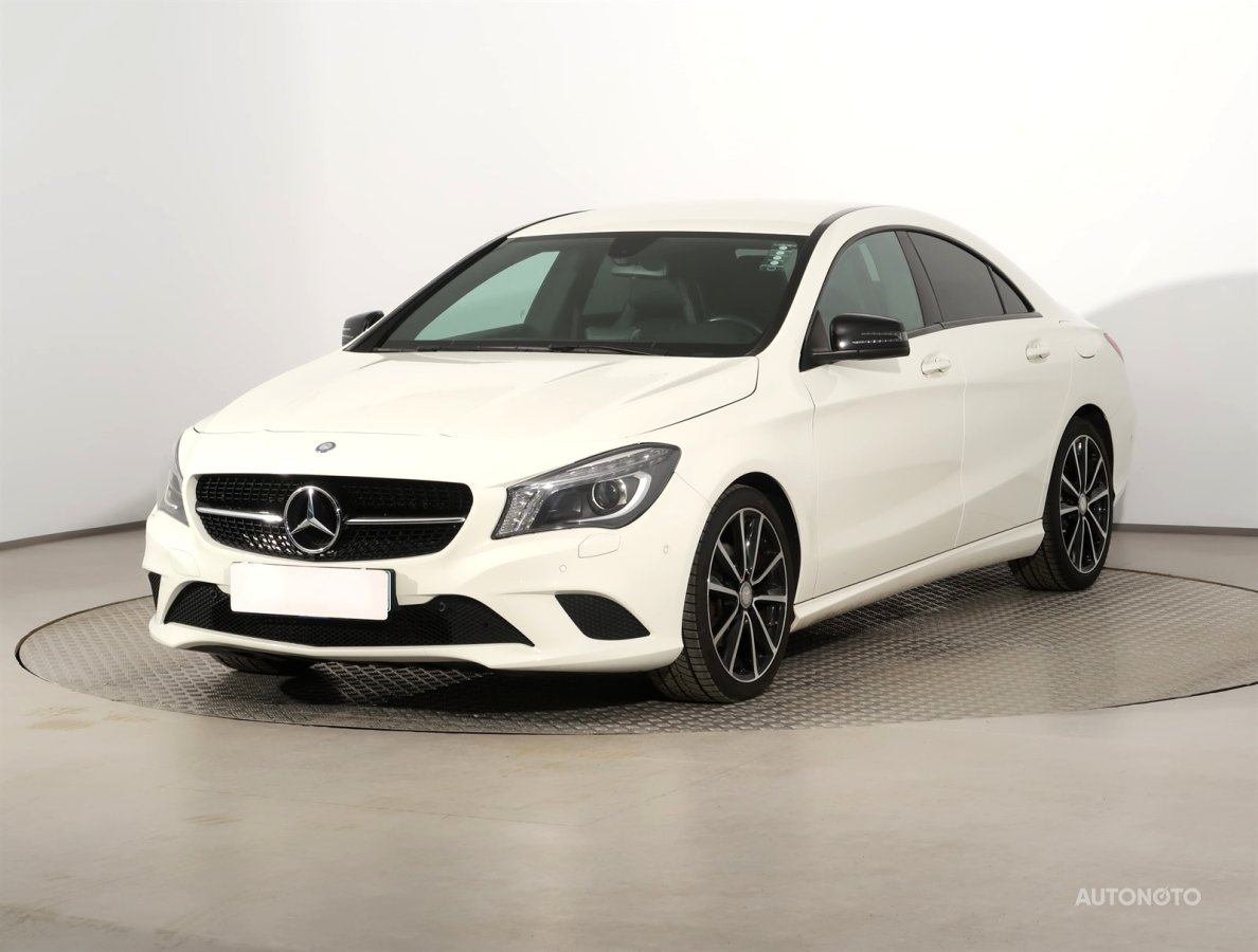 Mercedes-Benz CLA, 2014 - pohled č. 3