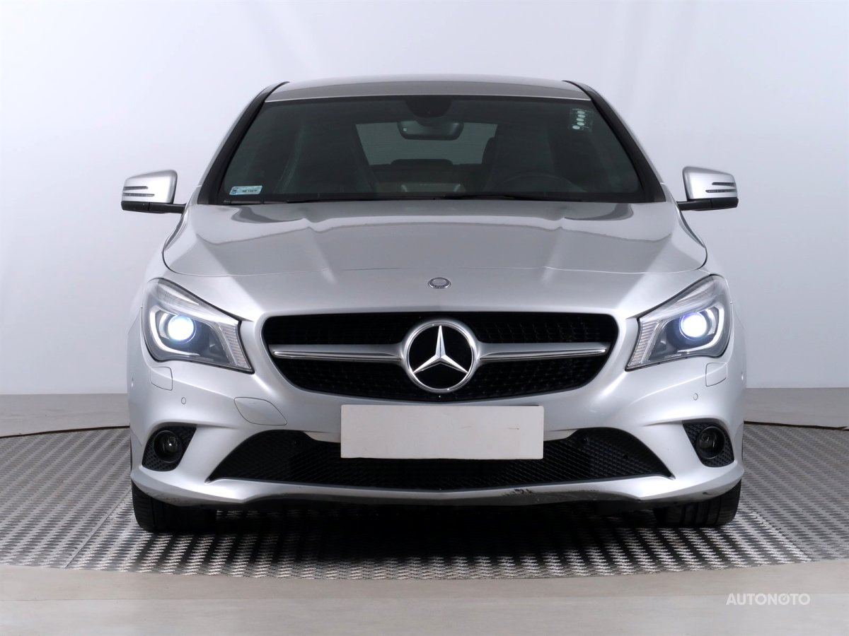 Mercedes-Benz CLA, 2013 - pohled č. 2