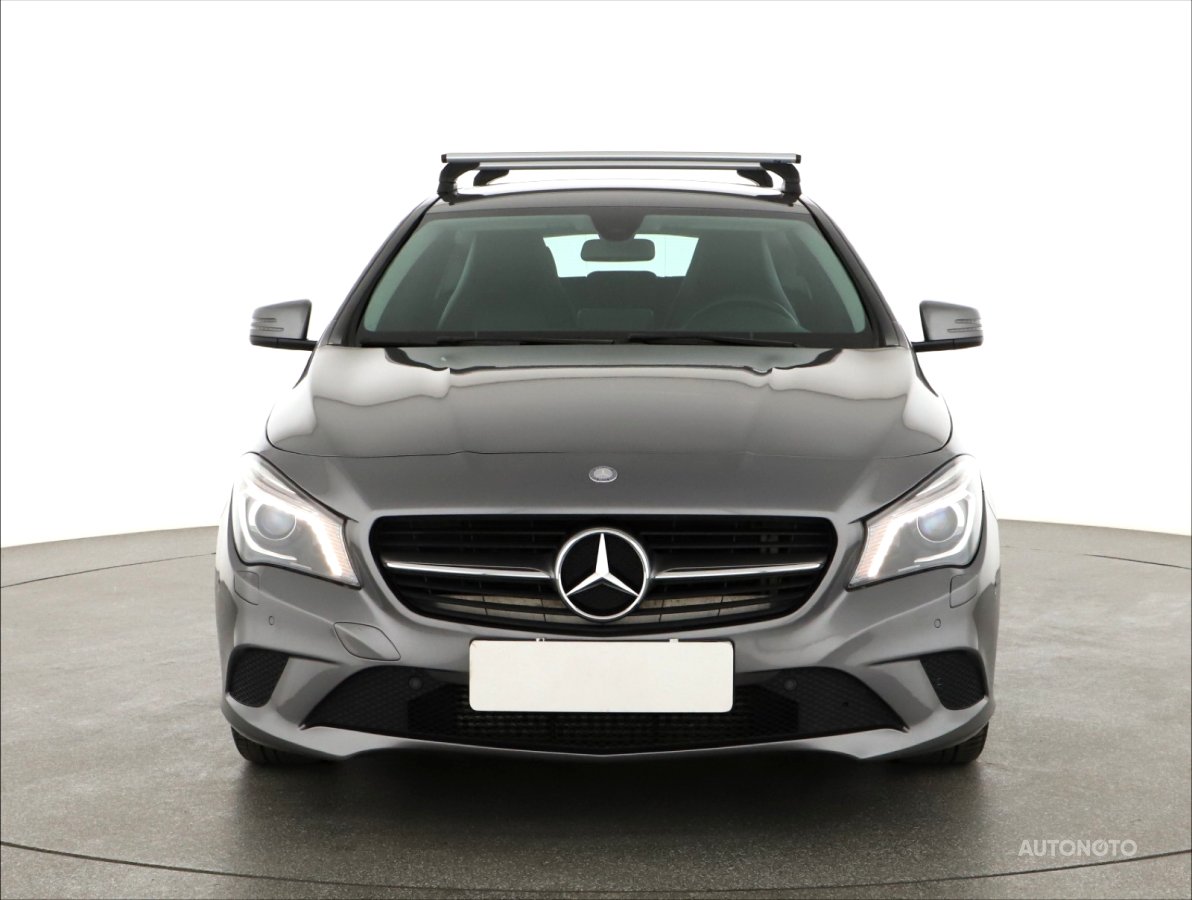 Mercedes-Benz CLA, 2016 - pohled č. 2
