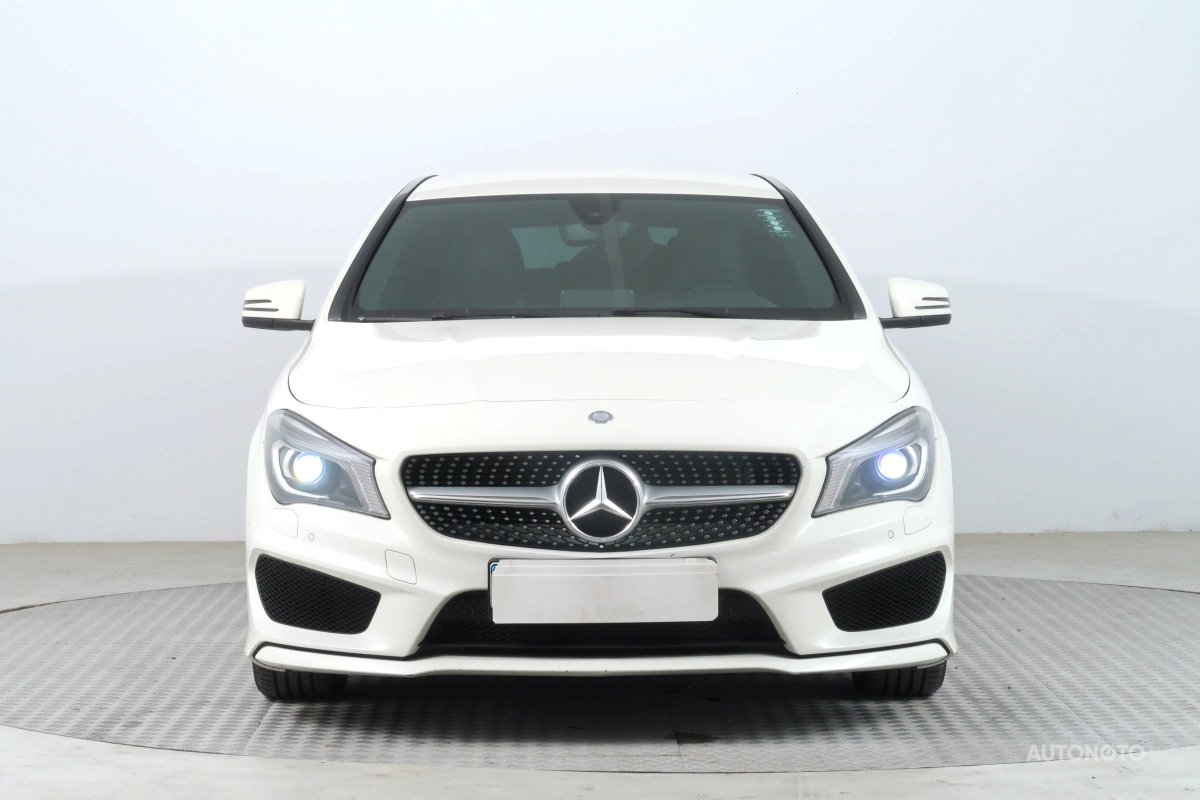 Mercedes-Benz CLA, 2016 - pohled č. 2