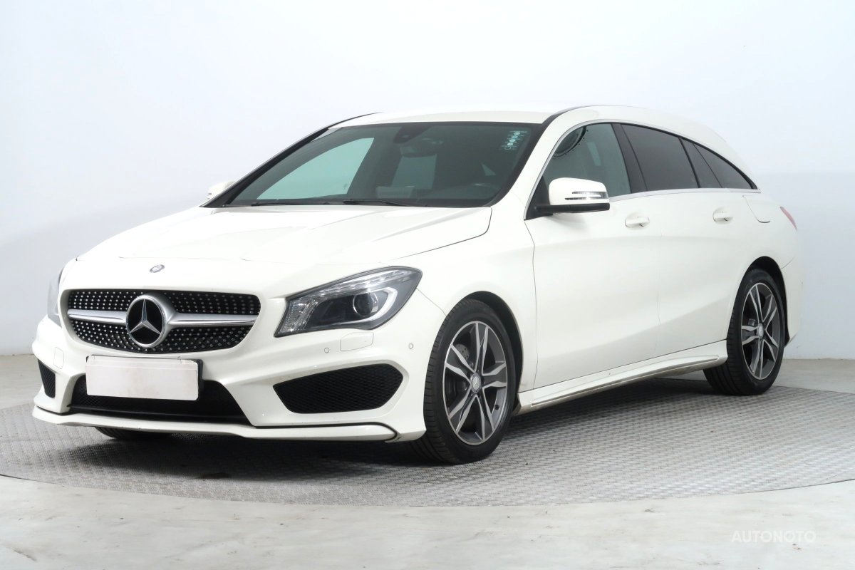 Mercedes-Benz CLA, 2016 - pohled č. 3