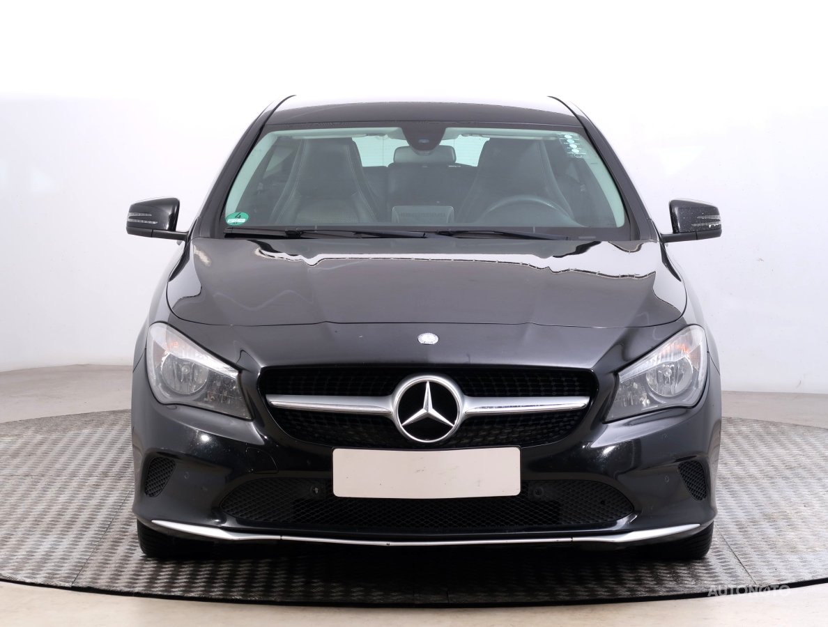 Mercedes-Benz CLA, 2016 - pohled č. 2