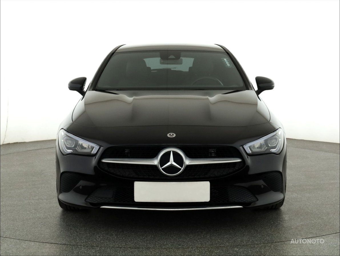 Mercedes-Benz CLA, 2023 - pohled č. 2