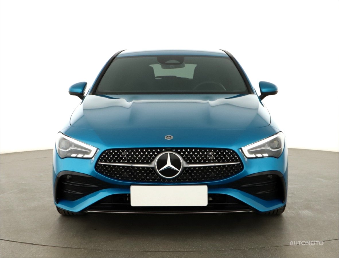 Mercedes-Benz CLA, 2024 - pohled č. 2