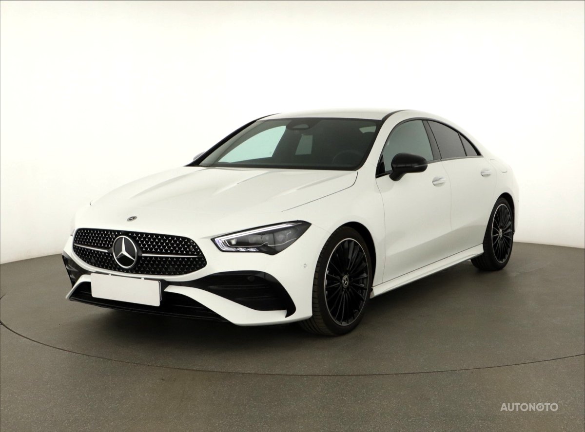 Mercedes-Benz CLA, 2023 - pohled č. 3