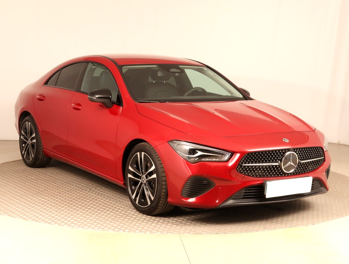 Mercedes-Benz CLA, 2024 - celkový pohled