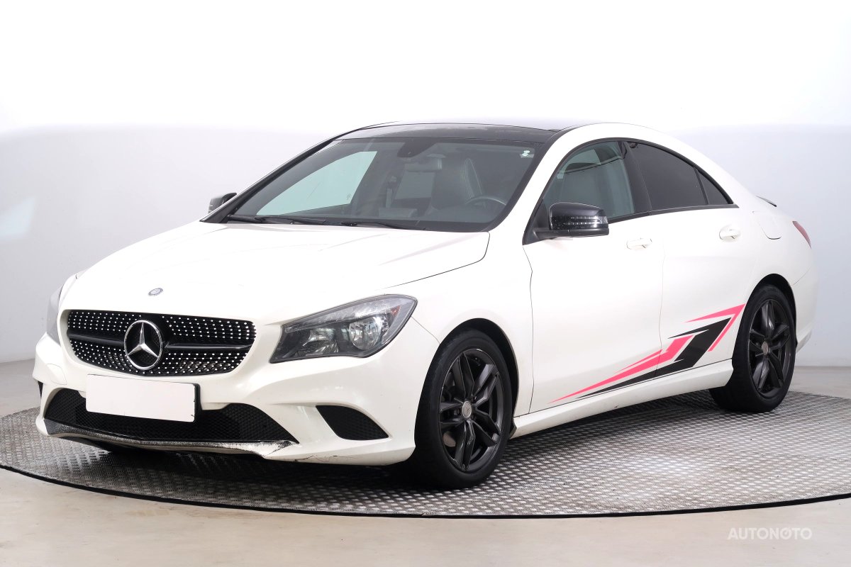 Mercedes-Benz CLA, 2014 - pohled č. 3