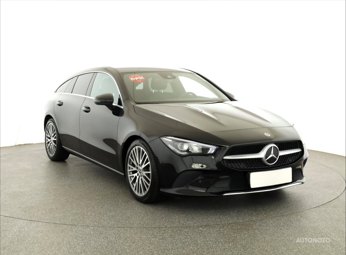 Mercedes-Benz CLA, 2022 - celkový pohled