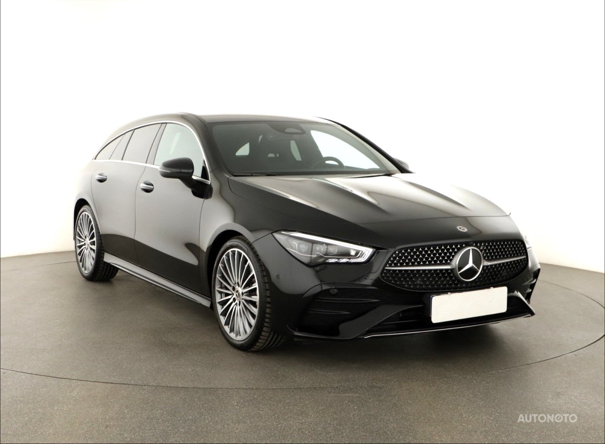 Mercedes-Benz CLA, 2024 - celkový pohled