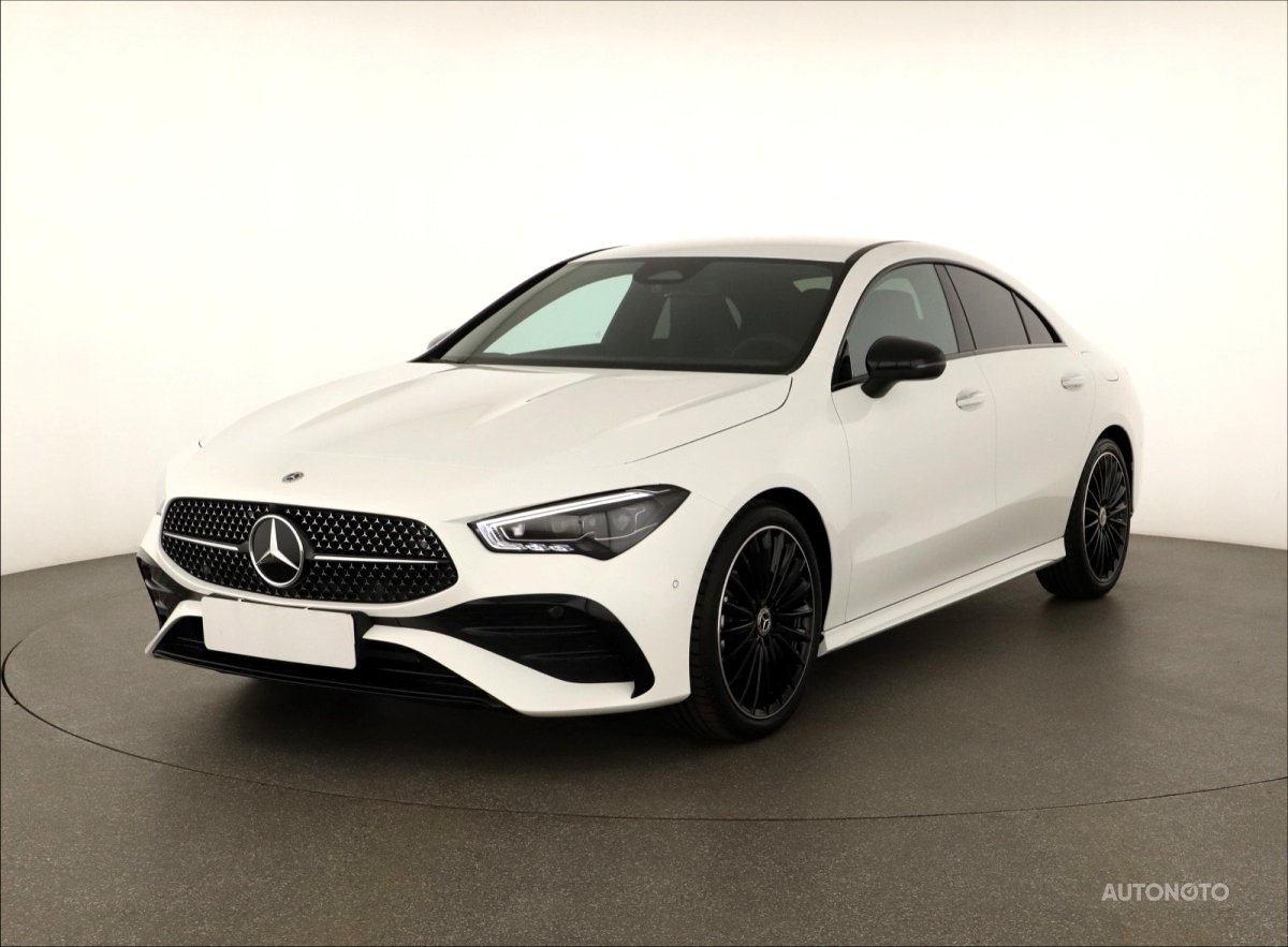 Mercedes-Benz CLA, 2024 - pohled č. 3