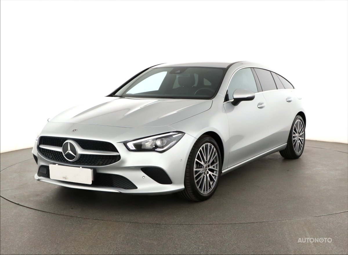 Mercedes-Benz CLA, 2023 - pohled č. 3