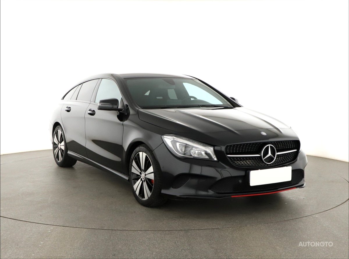 Mercedes-Benz CLA, 2016 - celkový pohled