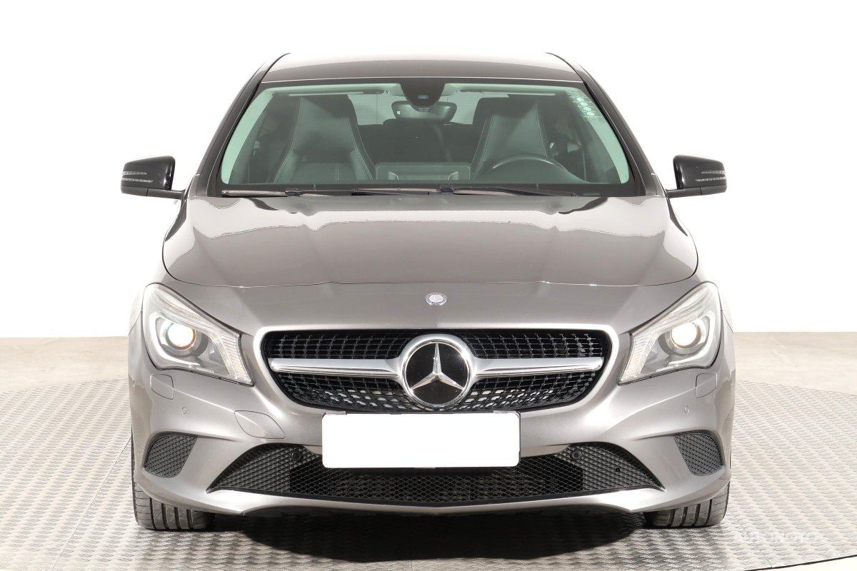 Mercedes-Benz CLA, 2016 - pohled č. 2