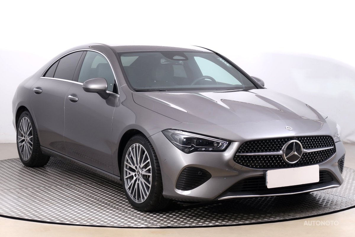 Mercedes-Benz CLA, 2024 - celkový pohled