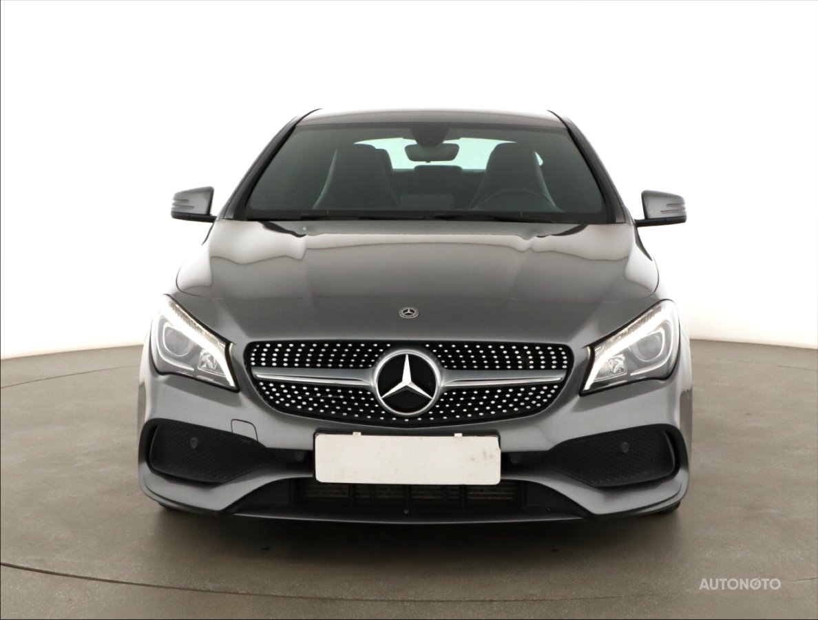 Mercedes-Benz CLA, 2018 - pohled č. 2