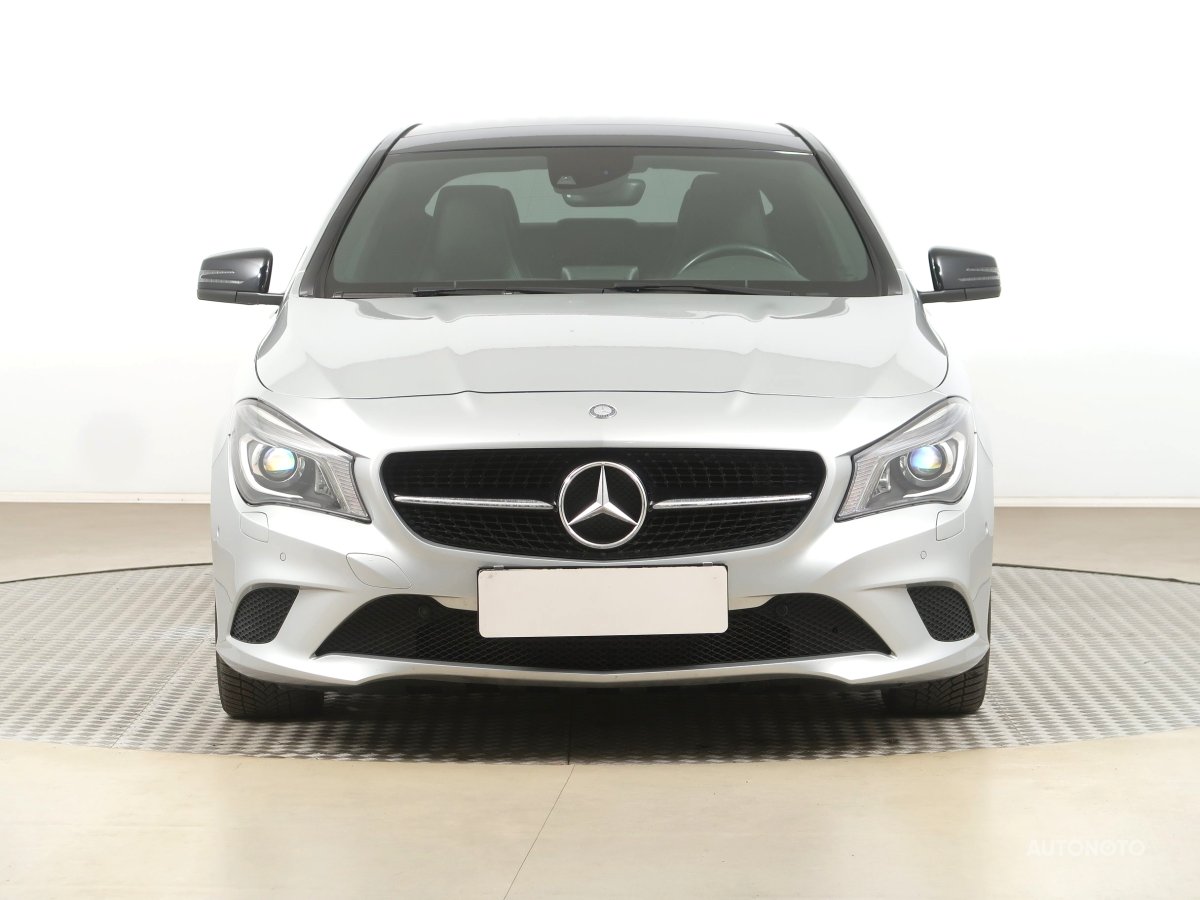 Mercedes-Benz CLA, 2013 - pohled č. 2